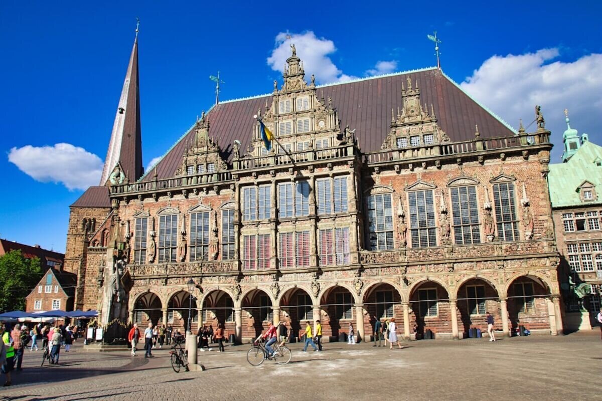 Panoramic scenic travel photography of Bremen, Germany