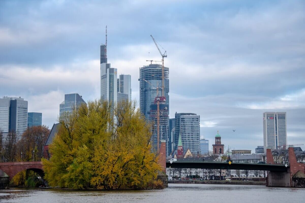 Panoramic scenic travel photography of Frankfurt Am Main, Germany