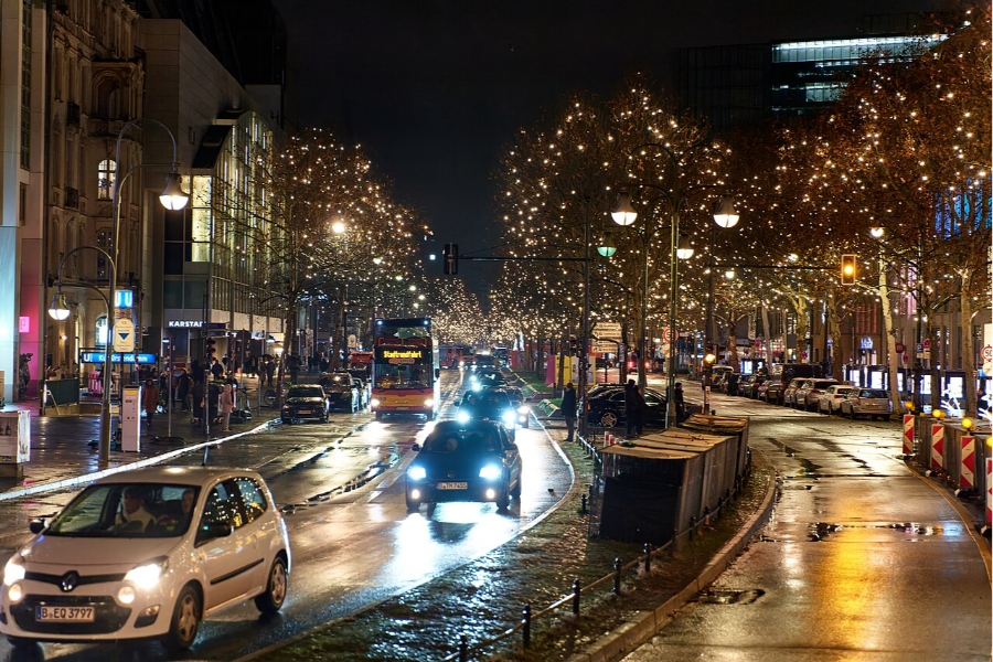 German Christmas Traditions: A Complete Guide 41 germany christmas light 1