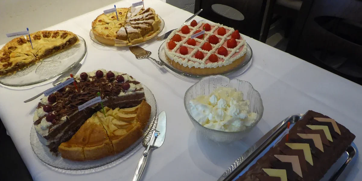 Traditional German Kaffee und Kuchen cultural tradition and heritage guide